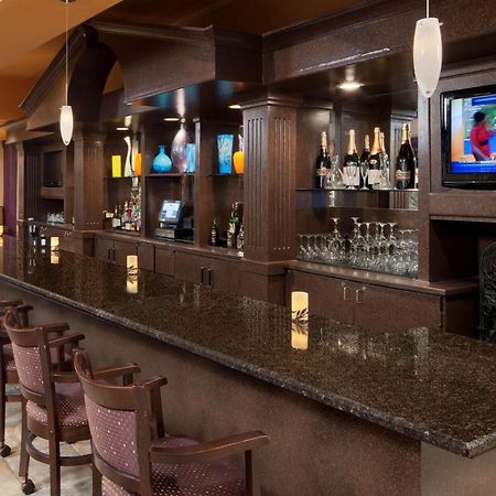 Doubletree Suites By Hilton Hotel Cincinnati - Blue Ash Sharonville Εξωτερικό φωτογραφία