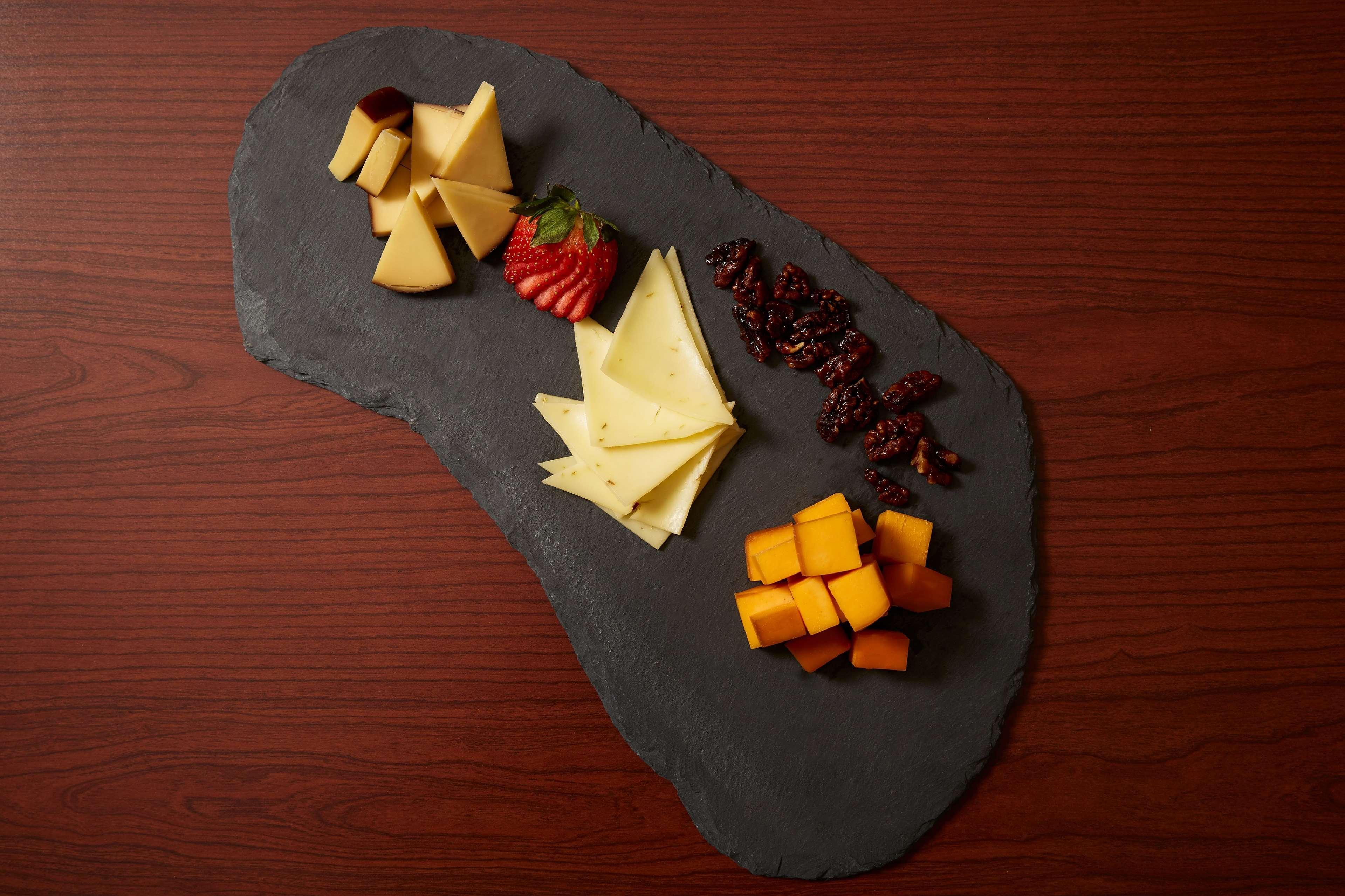 Doubletree Suites By Hilton Hotel Cincinnati - Blue Ash Sharonville Εξωτερικό φωτογραφία