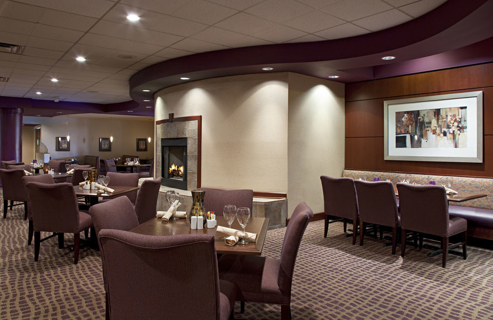 Doubletree Suites By Hilton Hotel Cincinnati - Blue Ash Sharonville Εστιατόριο φωτογραφία